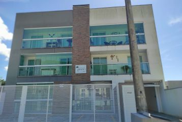  Apartamento com excelente localização em Caiobà      